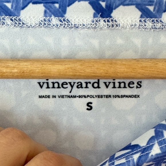 Vineyard Vines printed simple boatneck tee - S - Picture 7 of 14